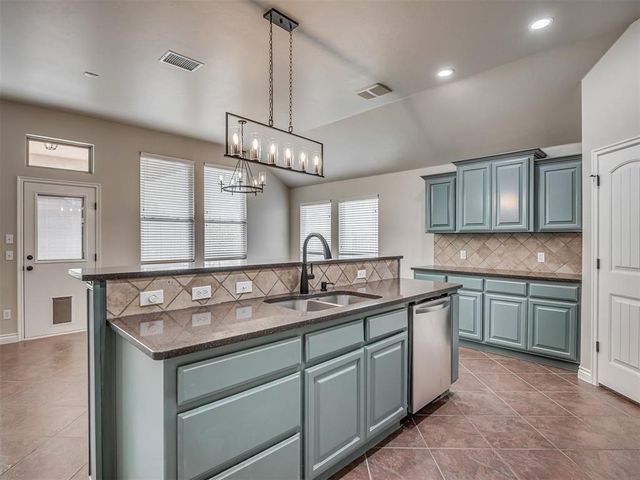 802 Sedona Drive, Norman, OK 73071