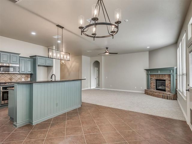 802 Sedona Drive, Norman, OK 73071