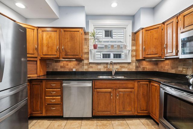 755 S Roosevelt Avenue, Bexley, OH 43209