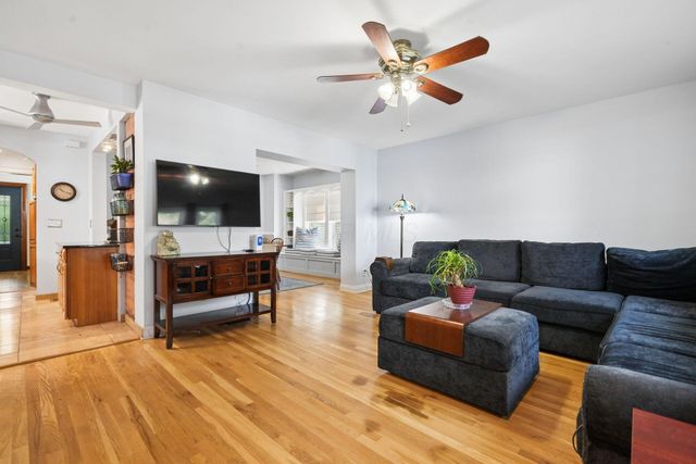 755 S Roosevelt Avenue, Bexley, OH 43209