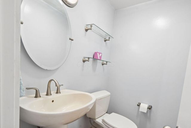 755 S Roosevelt Avenue, Bexley, OH 43209
