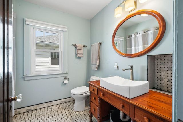 755 S Roosevelt Avenue, Bexley, OH 43209