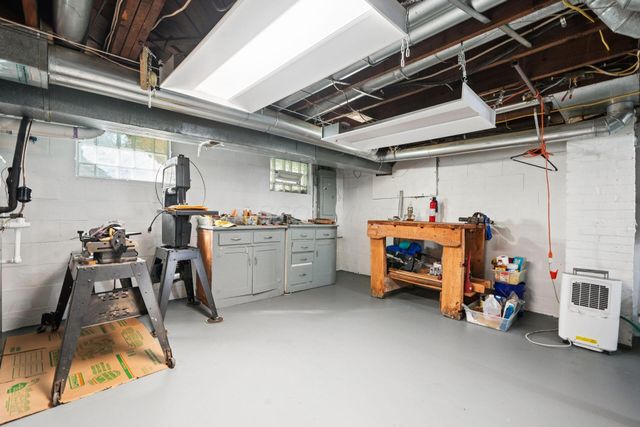 755 S Roosevelt Avenue, Bexley, OH 43209