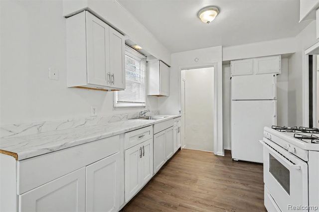 7611 Penrod Street, Detroit, MI 48228