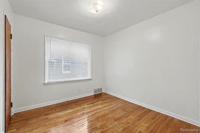 7611 Penrod Street, Detroit, MI 48228