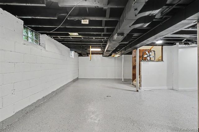 7611 Penrod Street, Detroit, MI 48228