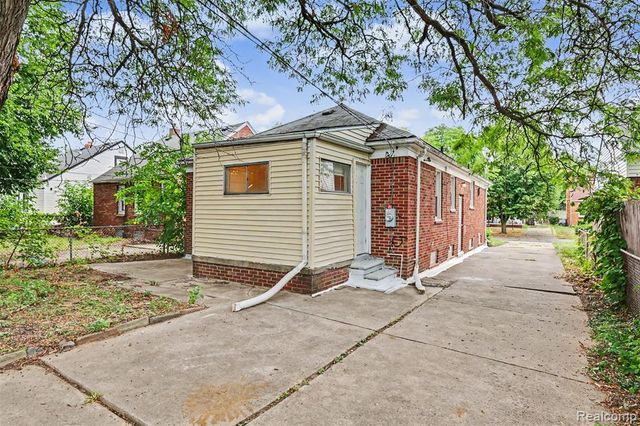 7611 Penrod Street, Detroit, MI 48228