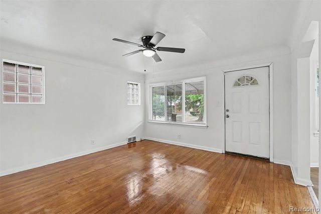 7611 Penrod Street, Detroit, MI 48228