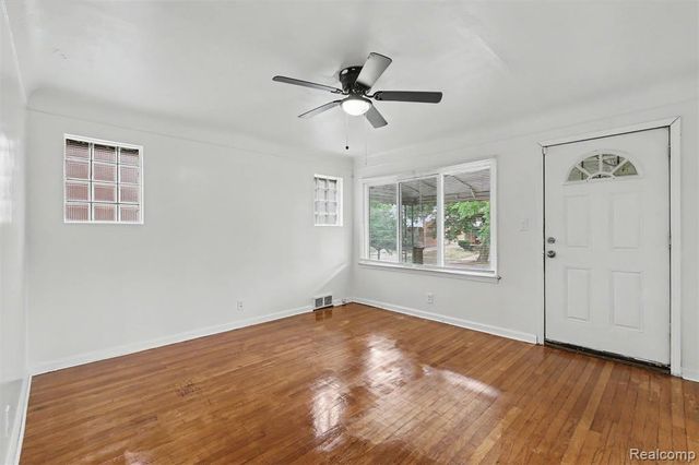 7611 Penrod Street, Detroit, MI 48228