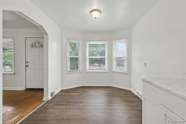 7611 Penrod Street, Detroit, MI 48228