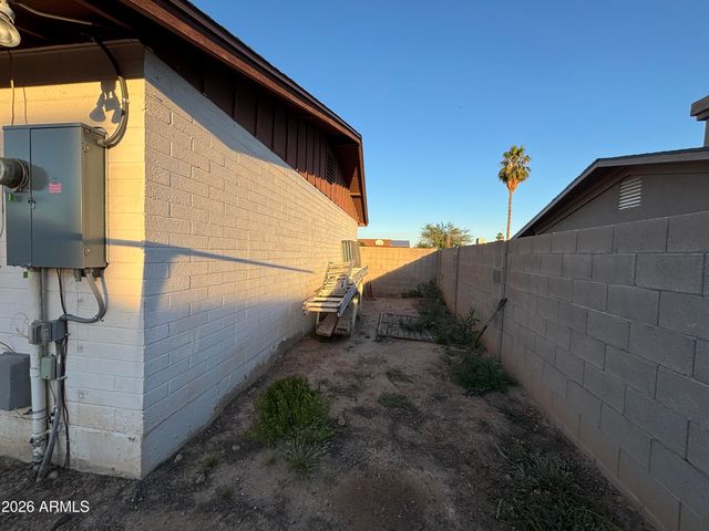 14010 N 4TH Avenue, El Mirage, AZ 85335