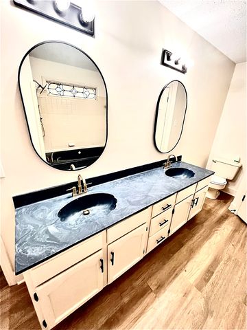 1646 OAKEN BUCKET DR, Memphis, TN 38016