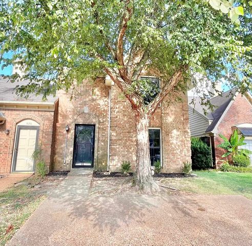 1646 OAKEN BUCKET DR, Memphis, TN 38016
