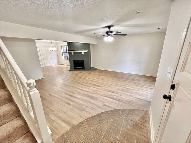 1646 OAKEN BUCKET DR, Memphis, TN 38016