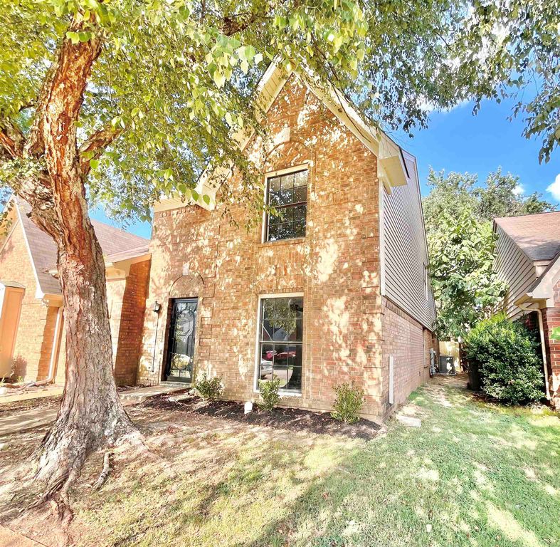 1646 OAKEN BUCKET DR, Memphis, TN 38016