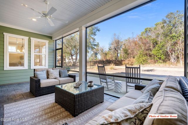 9140 Fallen Pear Lane NE, Leland, NC 28451