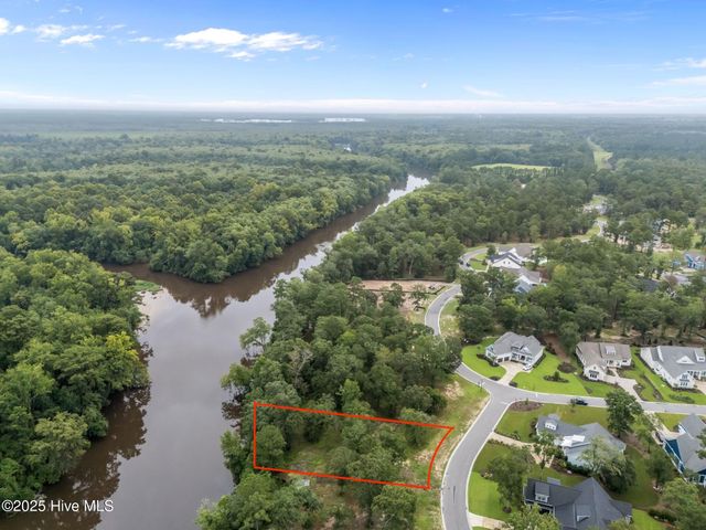 9140 Fallen Pear Lane NE, Leland, NC 28451