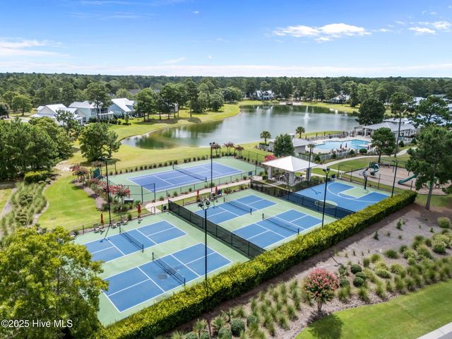 9140 Fallen Pear Lane NE, Leland, NC 28451