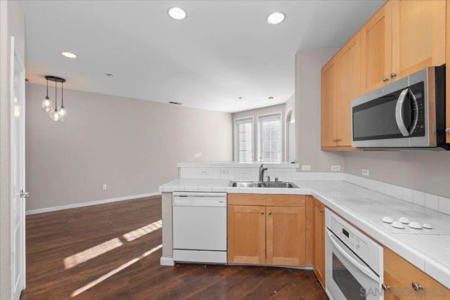 3950 Ohio St 421, San Diego, CA 92104