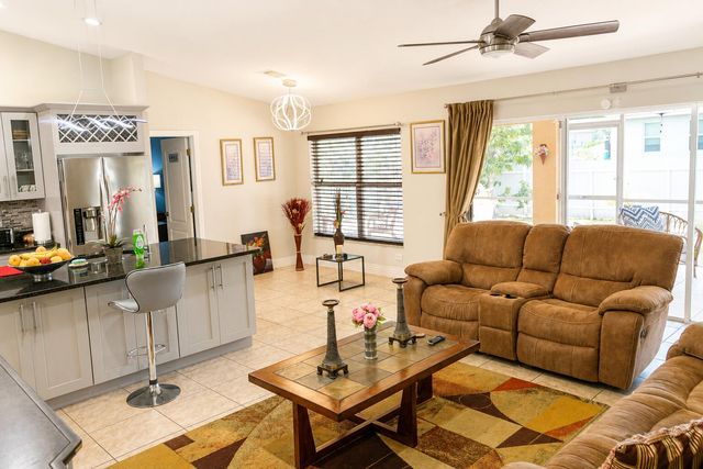 1206 NE 5TH Avenue, Cape Coral, FL 33909