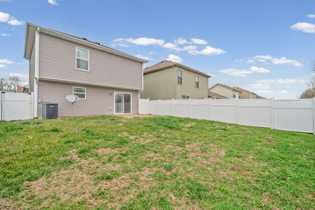 3810 Harvest Rdg, Clarksville, TN 37040