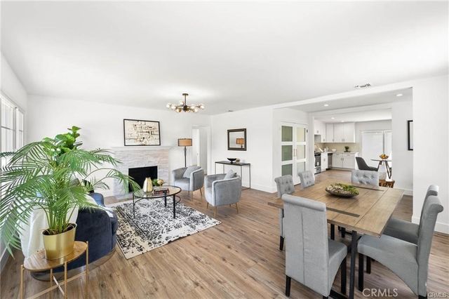 11445 Saticoy Street, North Hollywood, CA 91605
