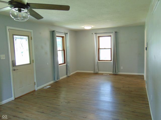 5109 S Edgehill Street, Indianapolis, IN 46221