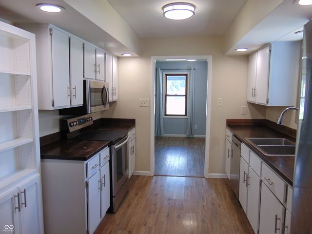 5109 S Edgehill Street, Indianapolis, IN 46221