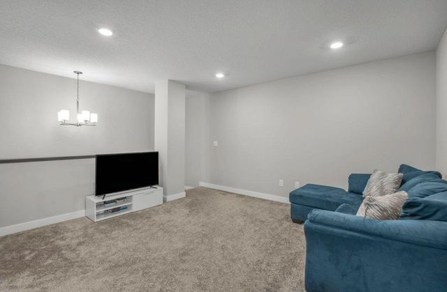 10884 Glacier Lane N, Maple Grove, MN 55369