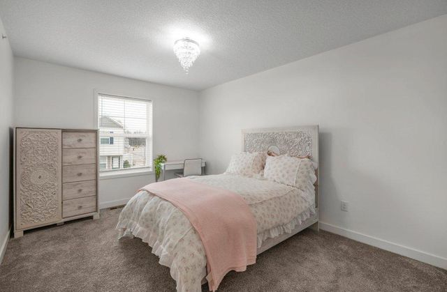 10884 Glacier Lane N, Maple Grove, MN 55369