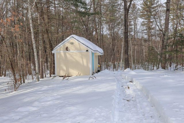 15 Lund Drive A, Hudson, NH 03051