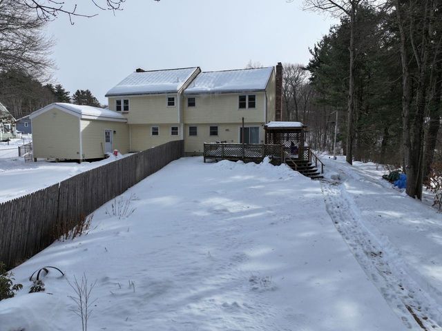 15 Lund Drive A, Hudson, NH 03051