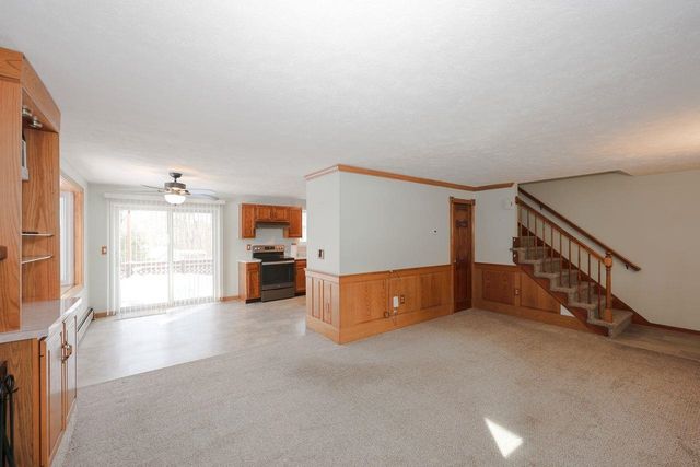 15 Lund Drive A, Hudson, NH 03051