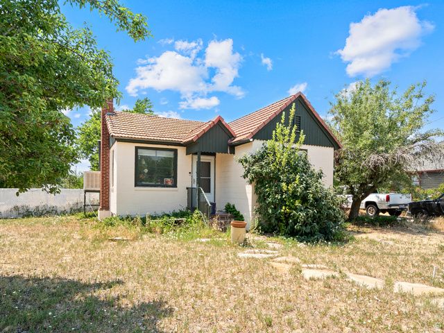 72 E COX LANE, Midvale, UT 84047