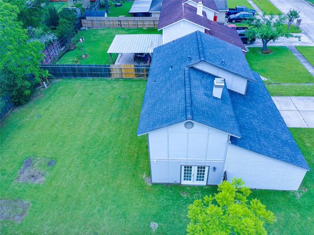 15138 Tresch Lane, Houston, TX 77598