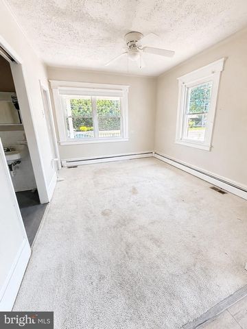 7015 RADCLIFFE ST, Bristol, PA 19007