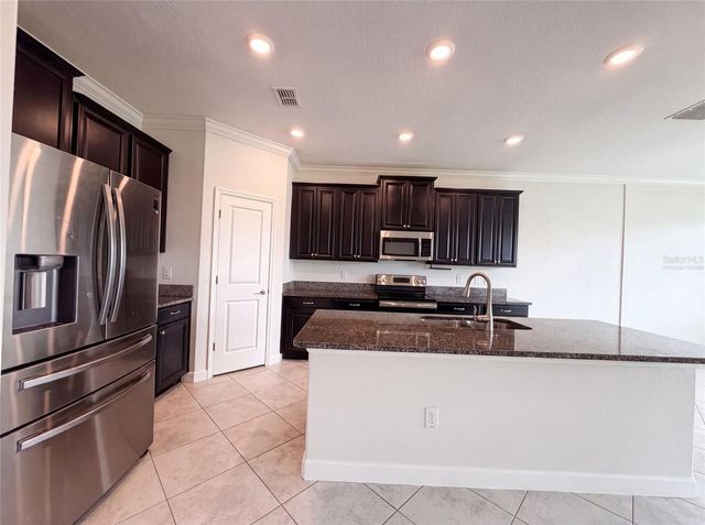 9709 IVORY DRIVE, Ruskin, FL 33573