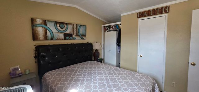 1324 N Saddleback Circle, Tombstone, AZ 85638