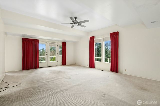 6420 NE 129th Place, Kirkland, WA 98034