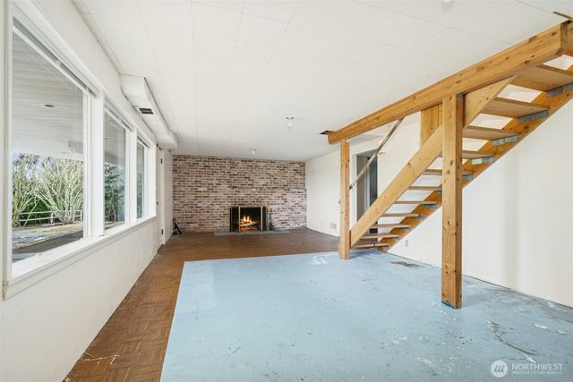 6420 NE 129th Place, Kirkland, WA 98034