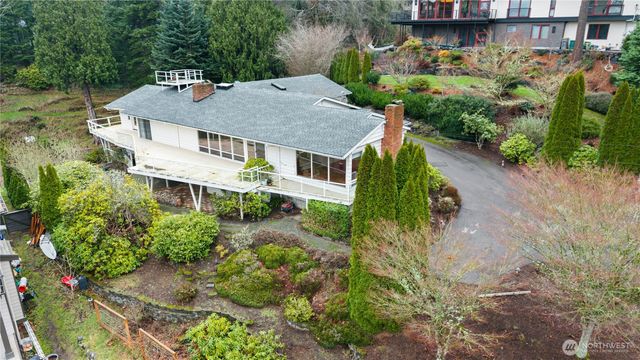 6420 NE 129th Place, Kirkland, WA 98034