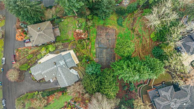 6420 NE 129th Place, Kirkland, WA 98034