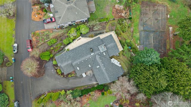 6420 NE 129th Place, Kirkland, WA 98034