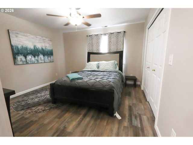 15635 Ne 15TH Pl, Vancouver, WA 98686