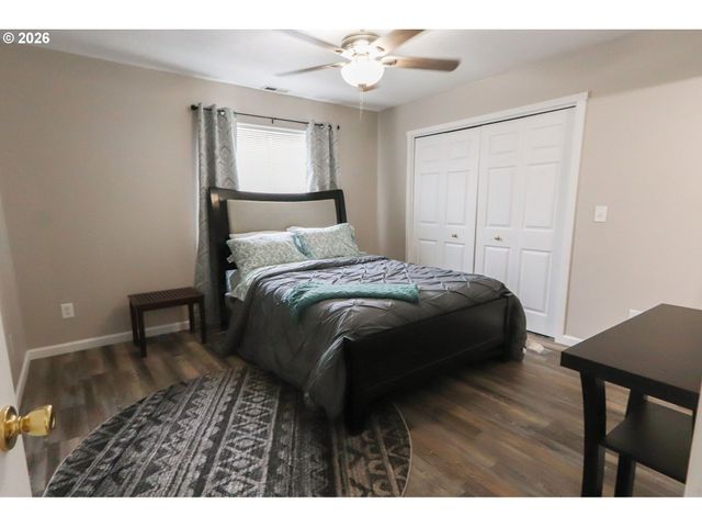 15635 Ne 15TH Pl, Vancouver, WA 98686