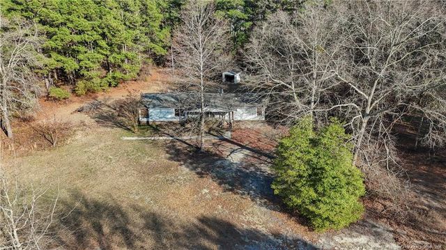 3600 Quarter Horse Run Lane, Parkton, NC 28371