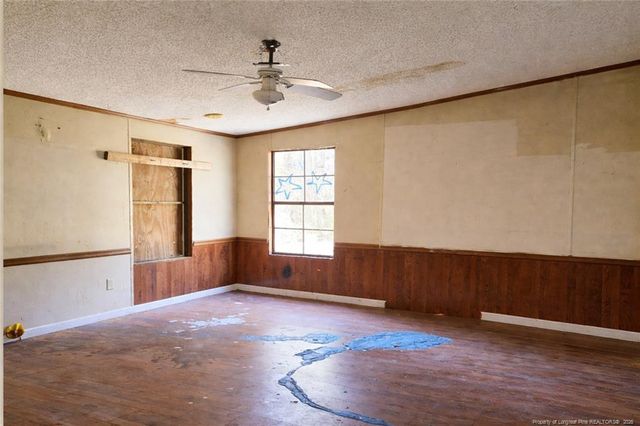 3600 Quarter Horse Run Lane, Parkton, NC 28371