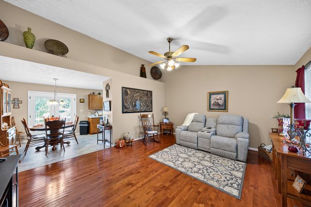 217 Westlynn Dr, Lebanon, TN 37087