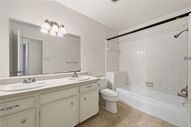 1511 Barak Lane, Bryan, TX 77802