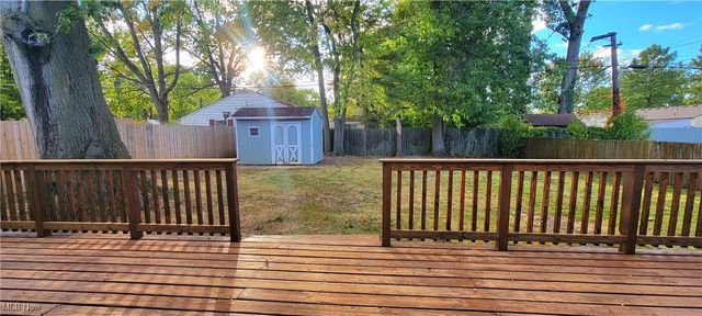 3922 W 143rd Street, Cleveland, OH 44111